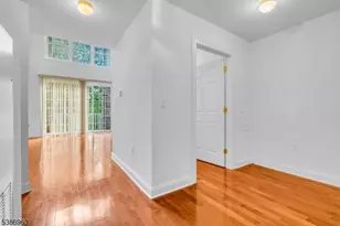 182 Victoria Dr, Bridgewater Twp., NJ 07920 - Photo 5