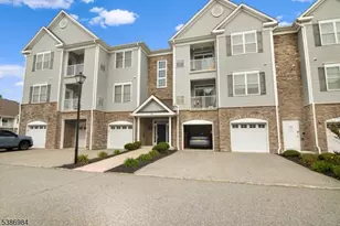 43 Elston Ct, Wanaque, NJ 07420 - Photo 1