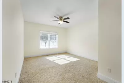 33 Chancellor Way, Washington Township, NJ 07853 - Photo 29