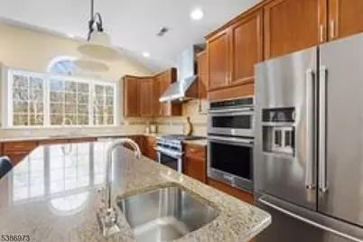 33 Chancellor Way, Washington Township, NJ 07853 - Photo 13