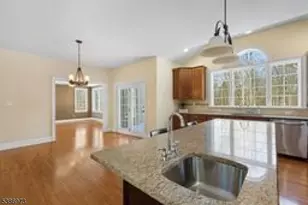 33 Chancellor Way, Washington Township, NJ 07853 - Photo 15