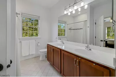 33 Chancellor Way, Washington Township, NJ 07853 - Photo 23