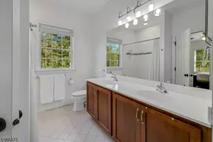 33 Chancellor Way, Washington Township, NJ 07853 - Photo 23