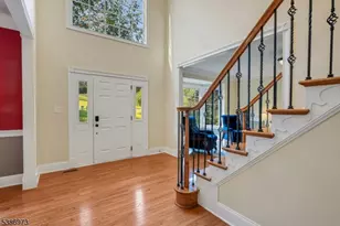 33 Chancellor Way, Washington Township, NJ 07853 - Photo 7