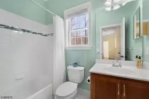 33 Chancellor Way, Washington Township, NJ 07853 - Photo 27