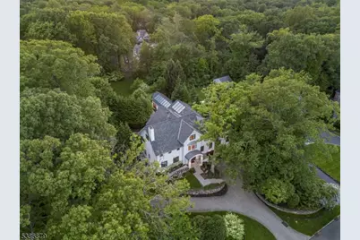 60 Fernwood Rd, Summit, NJ 07901 - Photo 5