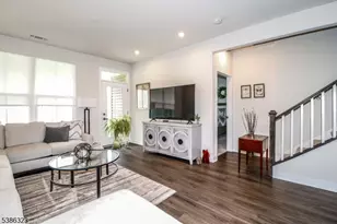 10 Sparrowhawk St, Washington Township, NJ 07882 - Photo 13