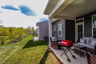 10 Sparrowhawk St, Washington Township, NJ 07882 - Photo 25