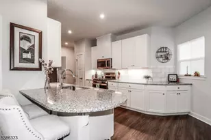 10 Sparrowhawk St, Washington Township, NJ 07882 - Photo 5