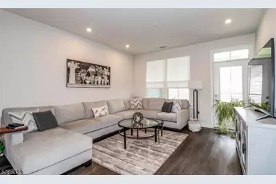 10 Sparrowhawk St, Washington Township, NJ 07882 - Photo 11