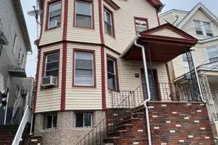 31 Tappan St, Kearny, NJ 07032 - Photo 1