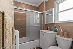 207 2nd St, Newark, NJ 07107 - Photo 15