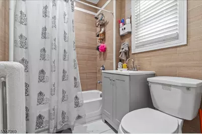 207 2nd St, Newark, NJ 07107 - Photo 9