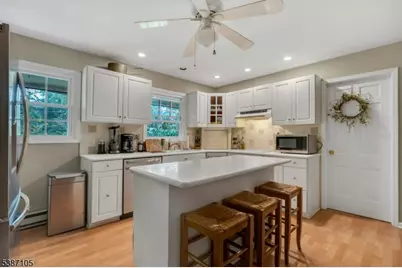 1 Crest Dr, Bernards Township, NJ 07920 - Photo 9