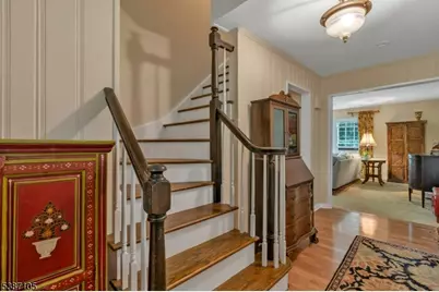 1 Crest Dr, Bernards Township, NJ 07920 - Photo 3