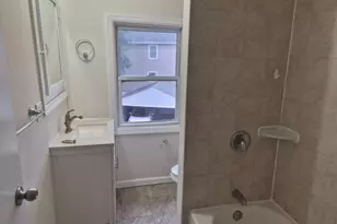 510 E 7th St, Plainfield, NJ 07060 - Photo 7