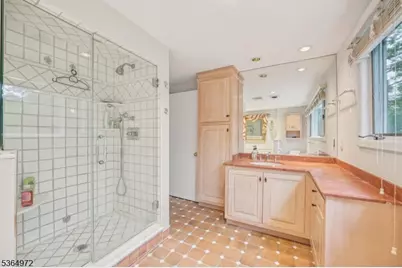 87 Addison Dr, Millburn Twp., NJ 07078 - Photo 21