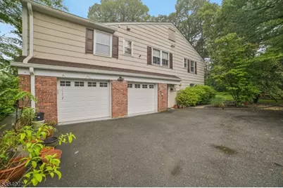 87 Addison Dr, Millburn Twp., NJ 07078 - Photo 33