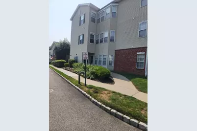 3 Windsor Dr, Lincoln Park, NJ 07035 - Photo 1