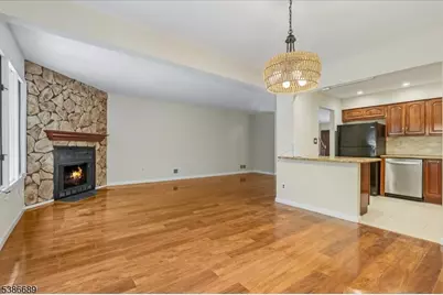 83 Patriots Rd, Parsippany, NJ 07950 - Photo 7