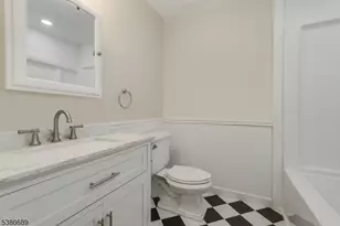 83 Patriots Rd, Parsippany, NJ 07950 - Photo 17