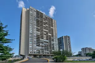 6 Horizon Rd, Fort Lee, NJ 07024 - Photo 1