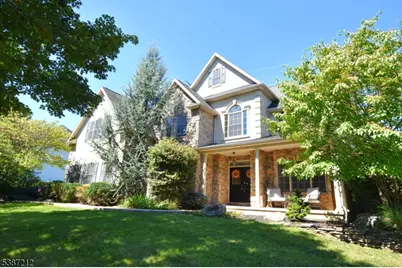 2142 Fieldstone Dr, Pennsylvania, NJ 18015 - Photo 1