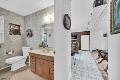 92 Lakeview Ter, Oakland, NJ 07436 - Photo 13