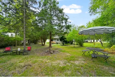 92 Lakeview Ter, Oakland, NJ 07436 - Photo 43
