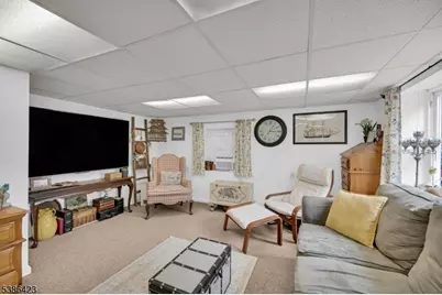 92 Lakeview Ter, Oakland, NJ 07436 - Photo 21
