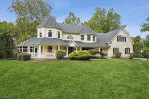 12 Cardinal Way, Raritan Township, NJ 08822 - Photo 1