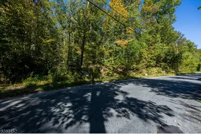 7 Bridge Rd, Vernon, NJ 07422 - Photo 3