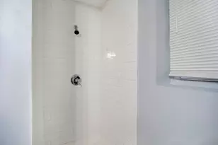 33 Kent St, Newark, NJ 07108 - Photo 11