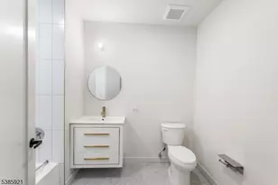 55 Washington St, East Orange, NJ 07017 - Photo 13