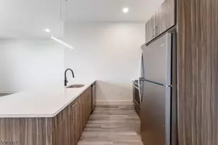 55 Washington St, East Orange, NJ 07017 - Photo 5