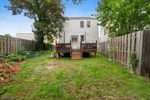 326 Eastern Pkwy, Newark, NJ 07106 - Photo 9