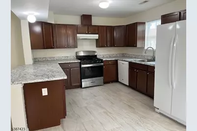 11 Alerica Ln, Franklin Township, NJ 08873 - Photo 3