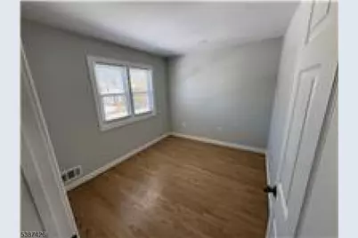 261 Schuyler Ave, Kearny, NJ 07032 - Photo 5