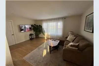 261 Schuyler Ave, Kearny, NJ 07032 - Photo 5