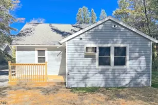 15 Forest St, Frankford Township, NJ 07826 - Photo 3