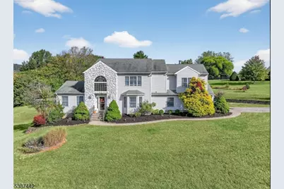 7 Palomino Trl, Vernon Twp., NJ 07462 - Photo 1