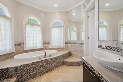 50 Laura Dr, Cedar Grove, NJ 07009 - Photo 29