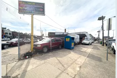 424 Bloomfield Ave, Newark, NJ 07107 - Photo 3