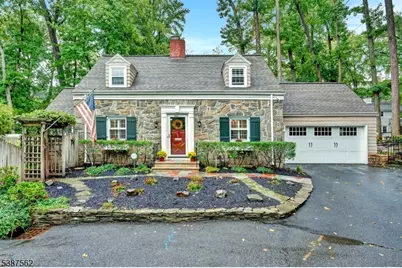 965 Hilltop Road, Plainfield, NJ 07060 - Photo 1