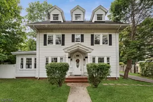 14 Vassar Ave, Newark, NJ 07112 - Photo 1