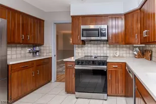 108 Goldfinch Meadows, Allamuchy Township, NJ 07840 - Photo 23