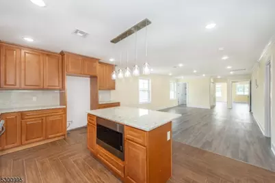 67 Harrison St, Nutley, NJ 07110 - Photo 5