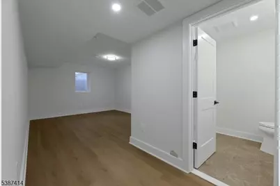 34 E Glen Rd, Denville, NJ 07834 - Photo 41