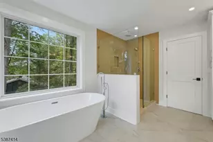 34 E Glen Rd, Denville, NJ 07834 - Photo 25