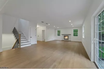 34 E Glen Rd, Denville, NJ 07834 - Photo 7